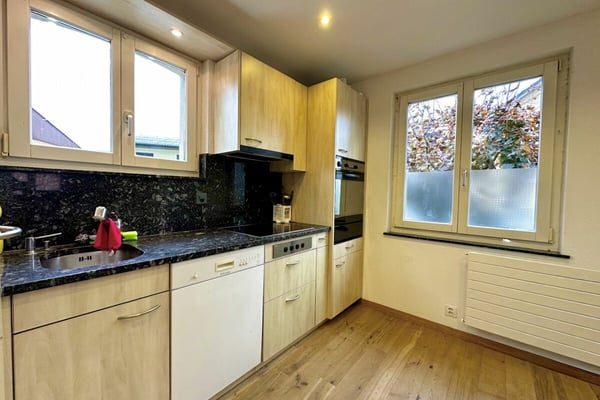 Freistehendes Einfamilienhaus mit viel Potential 7