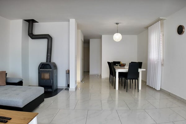6.5-Zimmer Eck-Einfamilienhaus in Seenähe 8