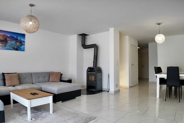 6.5-Zimmer Eck-Einfamilienhaus in Seenähe 9