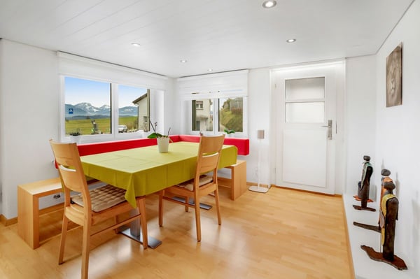 HAUS MIT EINLEGERWOHNUNG 8