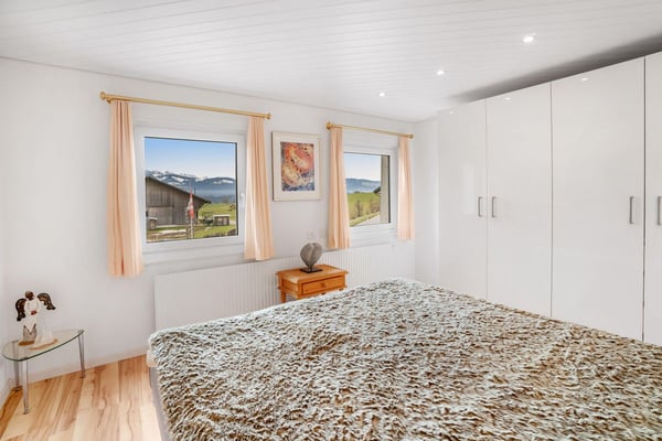 HAUS MIT EINLEGERWOHNUNG 4