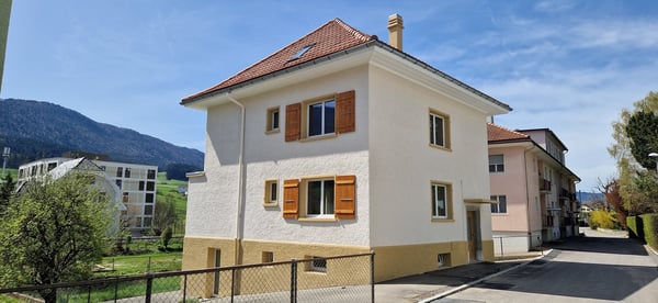 BAISSE DE PRIX : Jolie maison rénovée à 2 appartements 1