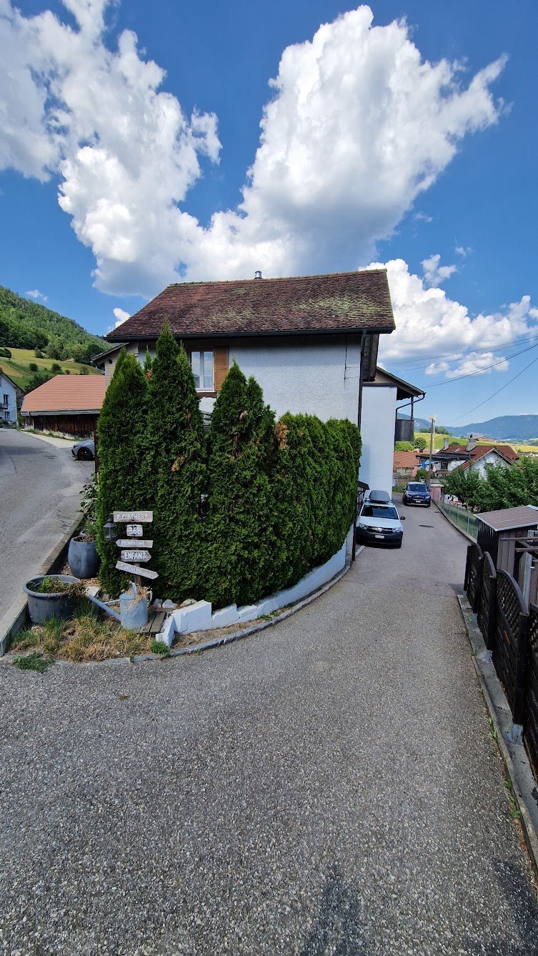 Immobilie in Perrefitte - Preisreduzierung: Charmantes 6.5-Zimmer-Einfamilienhaus in Perrefitte - Bild 4