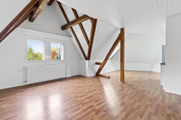 geräumige 5-Zimmer-Wohnung an zentraler Lage zu vermieten 5