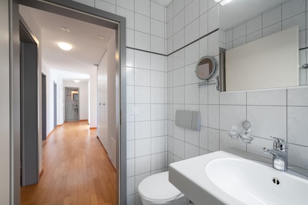 Tolle Dachwohnung - inkl. Umzugsgutschein + Gratismonat! 7
