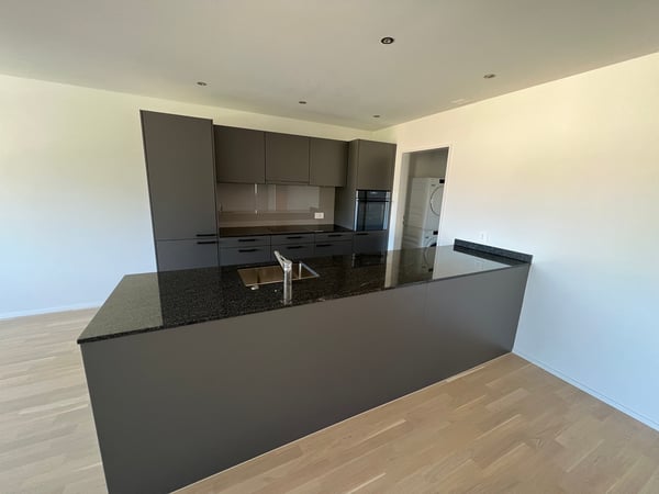 Ruhig gelegen und modern ausgebaut - attraktive 3.5-Zimmer-Wohnung 2