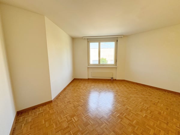 Geräumige 3.5 Zimmer-Wohnung zu vermieten 5