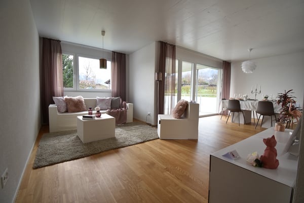 Moderne 3.5 Zimmer-Wohnung zu vermieten! 2