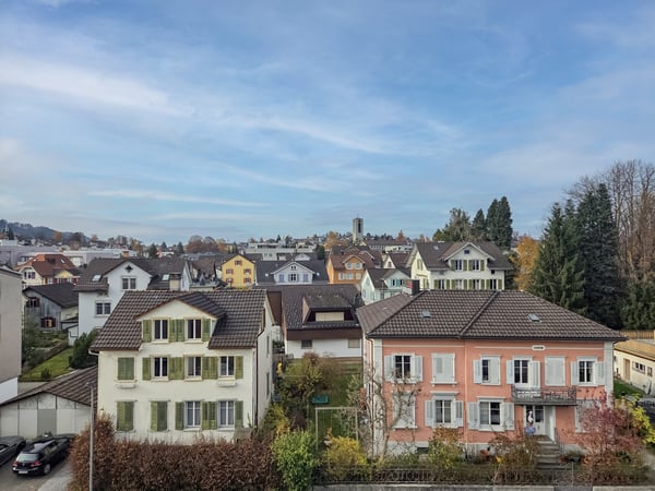 Moderne 1.5-Zimmer-Attikawohnung an zentraler Lage in Flawil 3