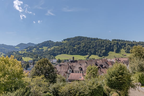 Besonderes Architektenhaus über den Däc…