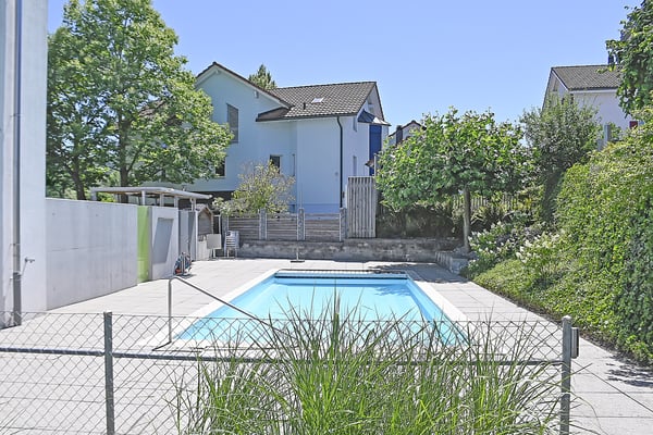 138 m² Wohnkomfort mit Gemeinschaftspool 2