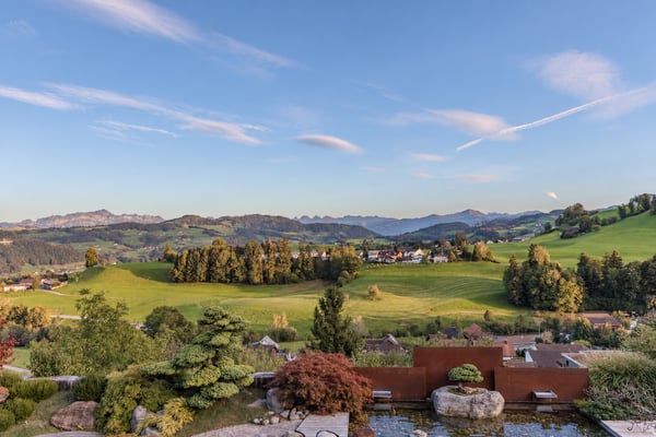 Exklusive Villa mit japanischem Garten & Weitblick 13