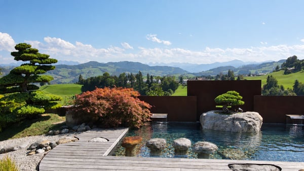 Exklusive Villa mit japanischem Garten & Weitblick 2