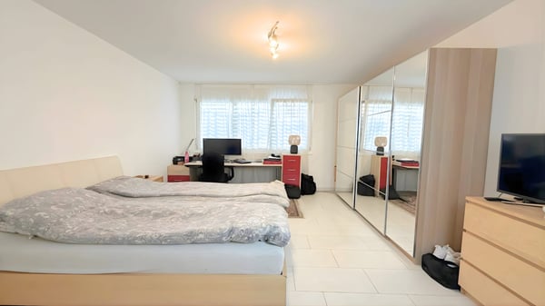 Attraktive und helle 1.5-Zi.-Gartenwohnung mit Tiefgarage 3