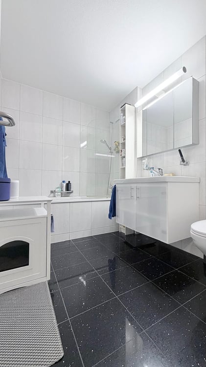 Attraktive und helle 1.5-Zi.-Gartenwohnung mit Tiefgarage 6