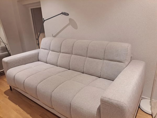 Möbliertes 1.5-Zimmer-Studio mit Terrasse in Fahrweid mieten. 4