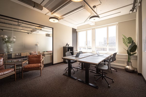 Moderne Serviced Offices mit Panoramablick und flexibler Vertragslaufzeit in Zürich 1