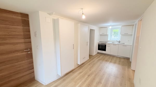 Zweizimmerwohnung mit viel Licht zu vermieten in Payerne 4