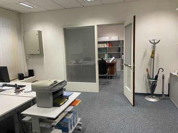 Bureau à louer en centre ville de Fribourg ! 4