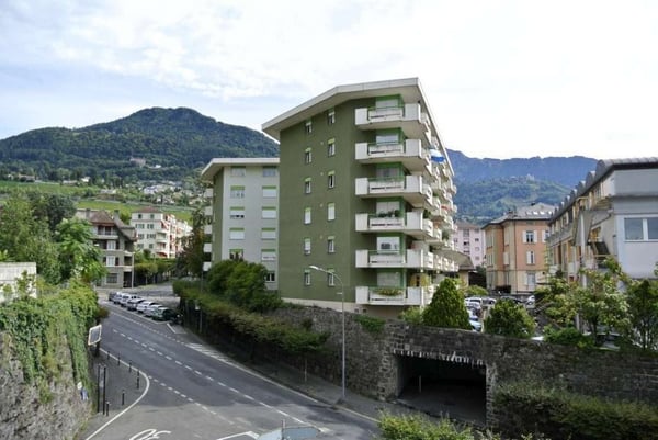 Place de parc dans garage souterrain fermé 2