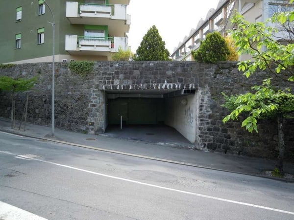 Place de parc dans garage souterrain fermé 4