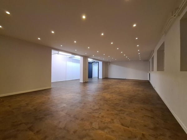 Dépôt au coeur de Lausane 1