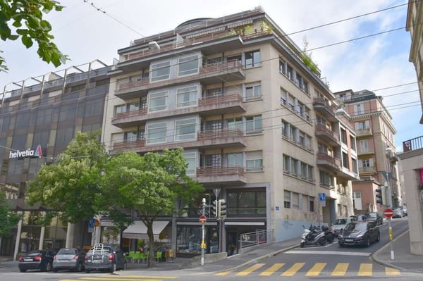 Place de parc à deux pas de la gare 10