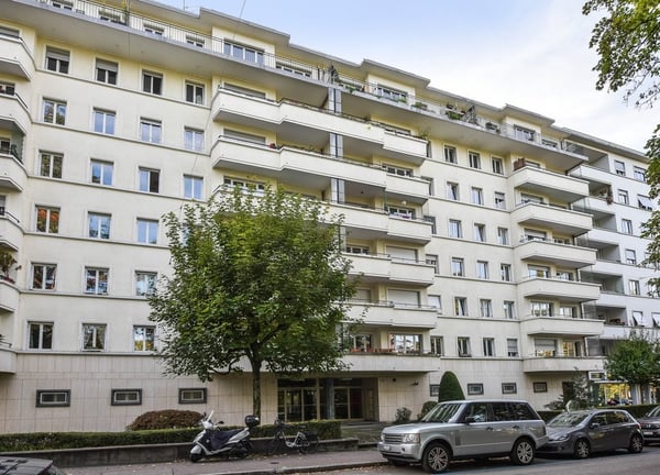 Box fermé à Champel 1