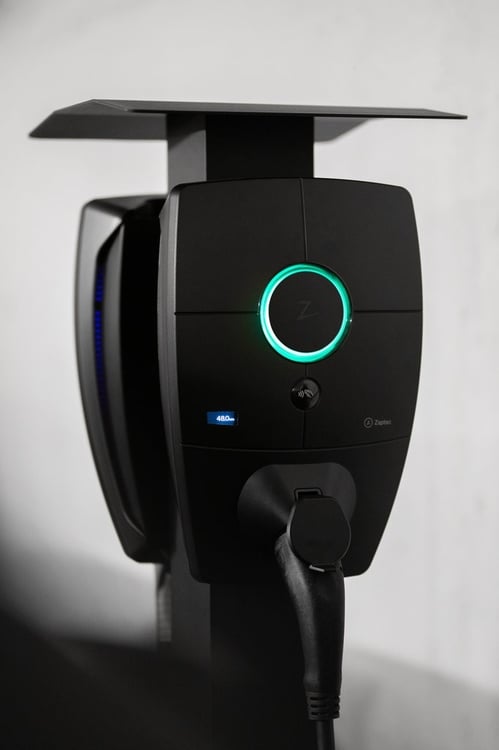 Place de parc intérieure avec borne de recharge 2