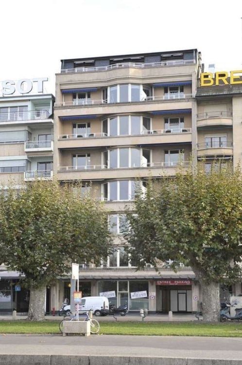 Quai Gustave-Ador - Parking dans un garage souterrain fermé 17