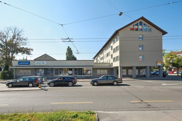 Benötigen Sie noch einen Einstellplatz in Oberwinterthur? 1