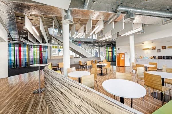 Bahnhofsnähe trifft Raum für Ideen. Jetzt entdecken! 7