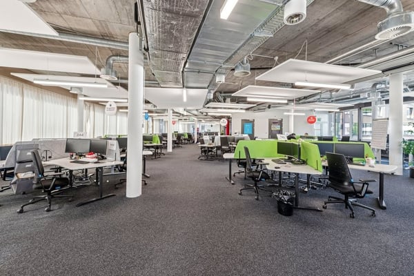 Bahnhofsnähe trifft Raum für Ideen. Jetzt entdecken! 2