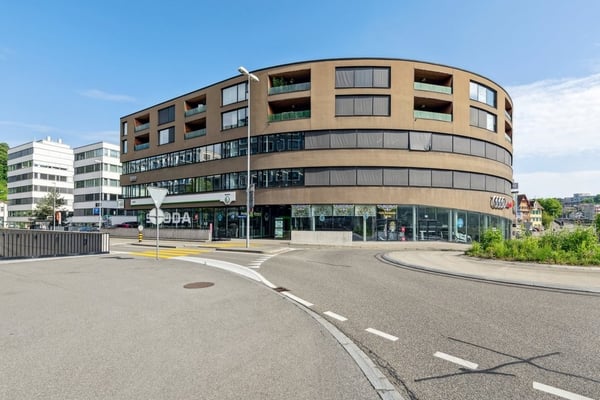 Bahnhofsnähe trifft Raum für Ideen. Jetzt entdecken! 1