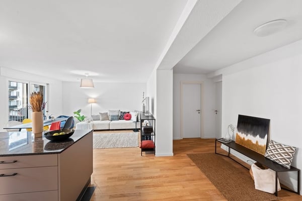 Mitten im Geschehen: Moderne Wohnung für Junge 3