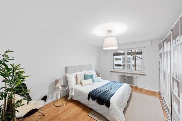 Mitten im Geschehen: Moderne Wohnung für Junge 5