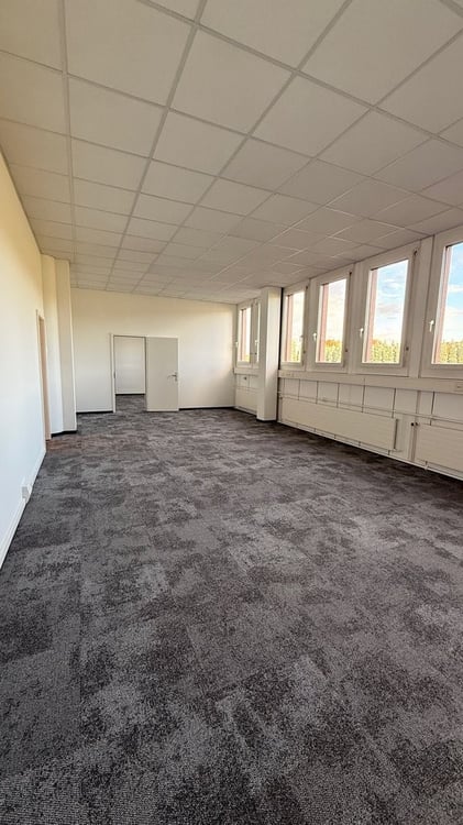 Moderne ausgebaute Büroräume 6