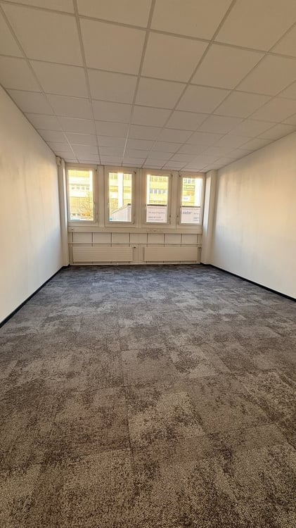 Moderne ausgebaute Büroräume 6