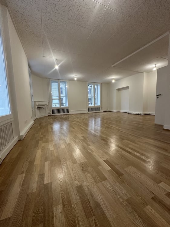 Très beaux bureaux rénovés dans le quartier de Cornavin 7