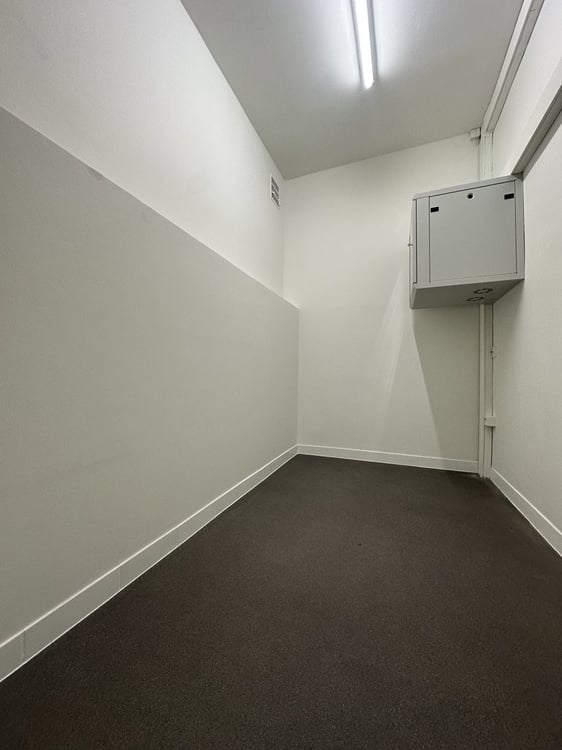 Très beaux bureaux rénovés dans le quartier de Cornavin 8