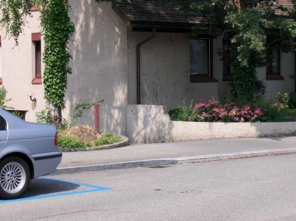 Einstellplatz in Zürich-Witikon befristet bis 31.03.2028 2