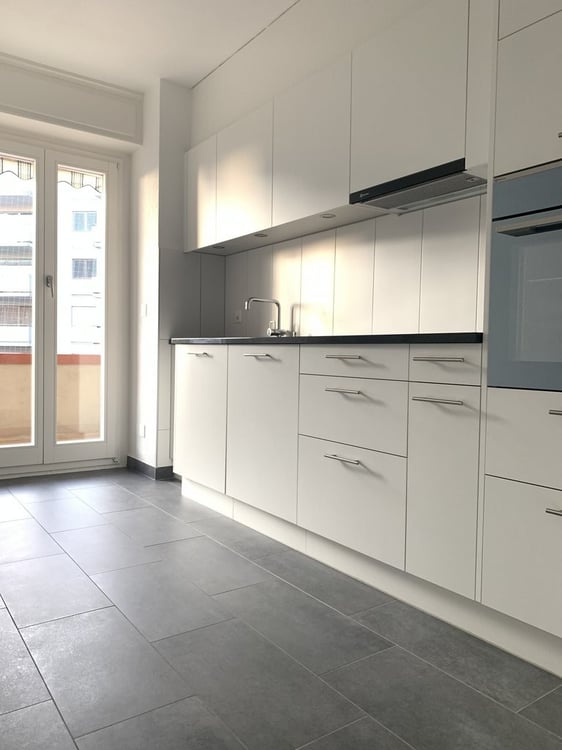 Appartement 1.5 pièces au 2ème étage à Pérolles ! 2