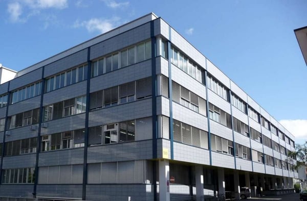 Einstellplätze per sofort zu vermieten 1