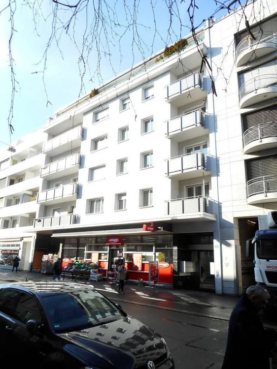 Einkaufsmöglichkeit noch näher geht nicht! 1