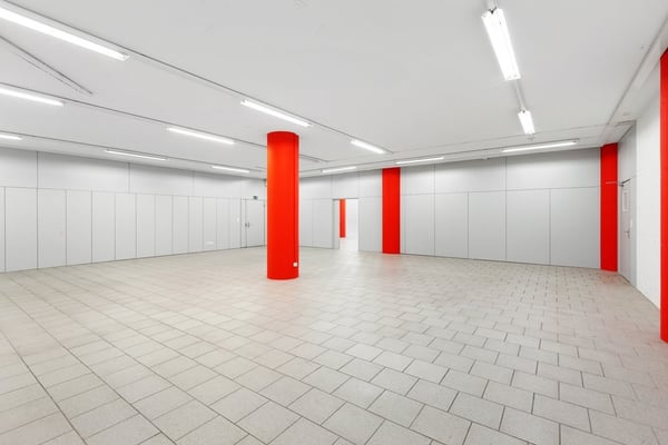 Lagerräume - 2 Flächen 140m2 & 175 m2 3