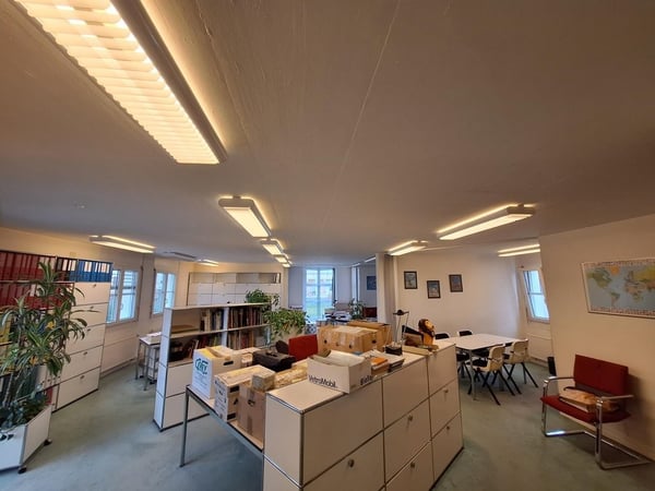 Proche Maladière, belle surface administrative à 2 min de l'autoroute 3