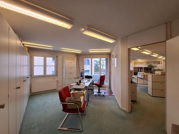 Proche Maladière, belle surface administrative à 2 min de l'autoroute 7