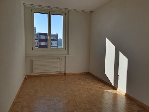 Appartement 1.5 pièces au 12ème étage à louer ! 4