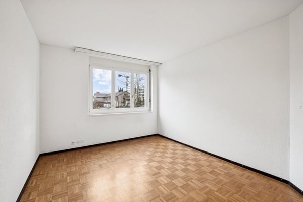 Grosszügige, zentrale Wohnung 4