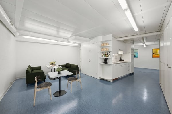 Attraktive EG-Fläche für Büro oder Gewerbe in bester Lage 11